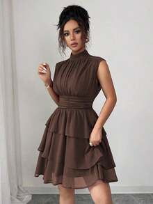 Vestido corto italiano de mujer de gasa con cuello pequeño, cintura recogida, volantes en el bajo y sin mangas, para uso casual, viajes, tardes de té, en colores lisos, para primavera/verano - Café integral - Ver 4