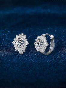 BLOVEMEE Bộ 2 bông tai bạc 925 cao cấp đính 2 viên đá Moissanite 0.5 carat hình bông tuyết, thích hợp cho nữ giới đeo hàng ngày, dự tiệc, ngày lễ, Ngày Valentine, Ngày của Mẹ, sinh nhật, kỷ niệm ngày cưới. - Bạc - Xem 2
