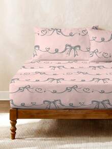 Bộ ga trải giường 2/3 món, chất liệu polyester chải mịn, họa tiết nơ và trái tim cổ điển, gồm 1 ga trải giường và 1/2 vỏ gối. - Màu Hồng baby - Xem 4