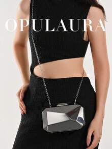 OpulAura 闪亮金属迷你盒形手拿包，魅力十足，优雅奢华，是晚礼服的理想配饰。这款几何盒形正式手拿包适合女士出席正式派对、盛会、时尚活动、婚礼、约会等场合。配有可拆卸链条肩带，可斜挎或单肩背。 - 黑色 - 查看 8