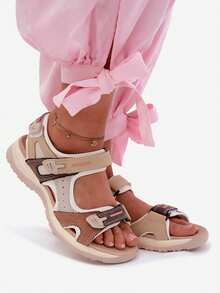 Bequeme sportliche Damensandalen aus Naturleder mit dreifachem Klettverschluss, leicht für Sommer und aktive Tage, Averine Braun - Braun - Übersicht 8