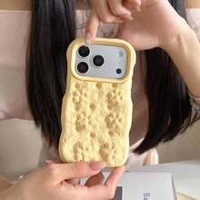 New Fashion 3D Realistic Bread & Cat Paw Design Phone Case, Suitable For IPhone 16 Pro Max, 17 Pro, 13, 14 Pro, 15 Pro, Silicone Shockproof Protective Cover - Creamy Yellow - View 1