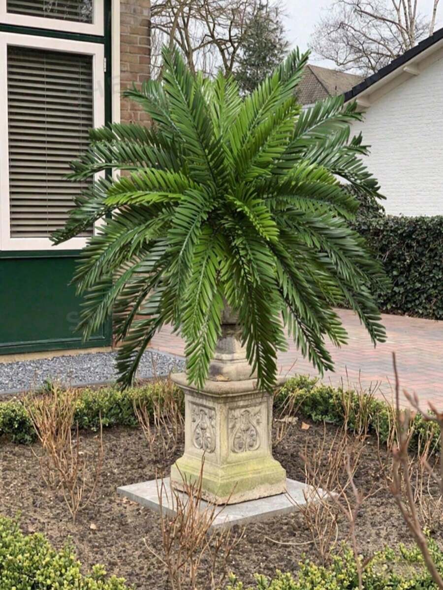 45cm 18-Leaf Artificial Palm Tree, Fake Sago Palm Leaves, Tropical Foliage, Plastic Cycad, Suitable For Home Garden Indoor Outdoor Decor - Green - View 1