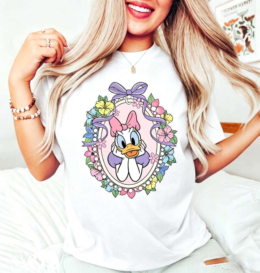 Loose Oversize Disney Daisy Shirt, Retro Daisy Duck T-Shirt, Daisy Duck Disneyworld Tee, Magic Kingdom, Disney Family Trip, Birthday Gift, Disneyland Shirt - trắng - Xem 1