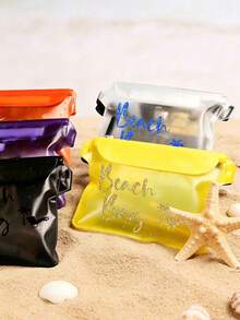 Con un divertido estampado de playa y un cierre de triple sellado, este bolso bandolera transparente mantiene tu teléfono y artículos esenciales a salvo del agua y la arena. Ligero y ajustable, es perfecto para nadar, viajes a la playa o aventuras de verano. - Multicolor - Ver 9