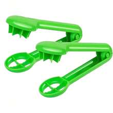 1/2pcs Grape, Cherry Tomato And Strawberry Slicer | Green Multifunctional Fruit & Vegetable Slicer | Blade-Free Design | Easy-To-Use Kitchen Tool | Quickly Slice Grapes, Cherry Tomatoes, Strawberries And Small Fruits | Great For Salads, Snacks And Party Platters | Compact And Lightweight | Essential Kitchen Accessory For Daily Fruit Cutting - Multicolor - View 11