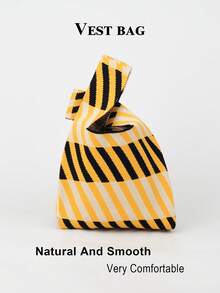Mini Lightweight Foldable Cute Blue Resin Hollow Breathable Contrast Color Knitted Handbag Wristlet Bag, Suitable For Vacation, Photo Shooting, School For Female Students - Yellow - View 3