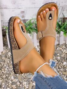 Sommeressentiell! Klassische khakifarbene vielseitige Slip-On Sandalen mit verstellbarem Schnallenverschluss, minimalistisch aber langanhaltend, weiche korkähnliche Sohle passt sich der Fußform an, mühelos elegant zu jedem Outfit - Khaki - Übersicht 7
