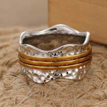 Classic Minimalist Hammered Texture Ring, Wavy Wide Band Design, Versatile For All Occasions, Ideal Gift Choice - Gold - View 7