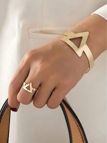 Conjunto Pulseira + Anel Feminino Geométrico Triângulo Minimalista Banhado a Ouro/Prata Elegante Ajustável - Dourado - Visão 2