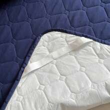 1 pieza Funda protectora suave y cómoda, Sábana de unicolor para dormitorio y habitación de invitados, Colchoneta impermeable con relieve ultrasónico, Cobertura gruesa y completa, Lavable a máquina, Regalo para ocasiones especiales - Azul marino - Ver 14