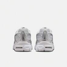 耐克女士 AIR MAX MOTO 2K 休闲运动鞋，低帮 HQ2056-011 - 銀色 - 查看 4