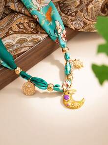 1 pièce Collier pendentif en métal avec breloque d'écharpe imprimée de lune et de soleil vintage bohème. Élégant, décontracté, minimaliste, style de rue, pour mariage, fête, festival, anniversaire, cadeau pour petite amie. Collier polyvalent et à la mode pour femmes. - collier - Voir 8