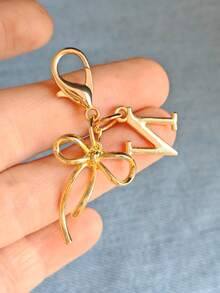Elegant Bow Tie Fashion A-Z Letter Keychain, Gold Letter Pendant, High-Value Cute Letter Keychain, Bag Charm, Key Chain Accessory, Phone Case Wallet Car Key Decor, Sweet Casual Fashion Accessory For Bag, Backpack, Car Keys, Birthday, Valentine's Day, Mother's Day Gift For Friends And Family, Daily Use, Party, Travel, Graduation - Multicolor - View 17