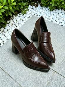 Mocasines de punta puntiaguda con suela gruesa de color marrón, adecuados para el uso diario - Marrón - Ver 1