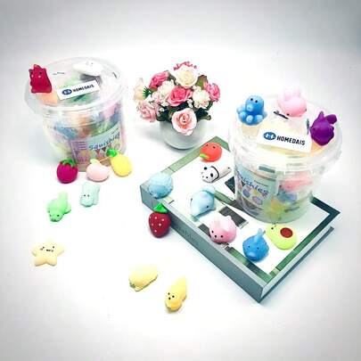 Bộ 64 mô hình động vật dễ thương, xô đựng búp bê thú cưng đáng yêu, đồ trang trí bàn làm việc giảm căng thẳng, đồ chơi bóp mềm, quà tặng tiệc tùng.