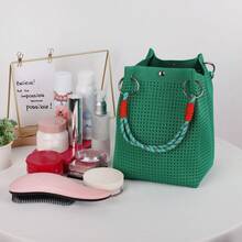 Bolso de mano pequeño de punto calado personalizado para niña, bolso cubo de tejido chic con asa superior, bolso tote cuadrado mini estructurado con detalle de anillo metálico - Multicolor - Ver 11