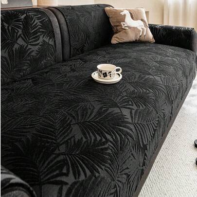 1 tấm bọc ghế sofa dày dặn dùng được cả bốn mùa, chất liệu jacquard, ấm áp và mềm mại, thân thiện với thú cưng, chống bẩn và trầy xước, phù hợp cho phòng khách, phòng ngủ, ngoài trời, vừa với ghế sofa 1/2/3/4 chỗ ngồi.