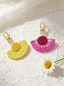 Summer Boho Raffia Daisy Keychain, Handwoven Tassel Bag Charm, Colorful Fan-Shaped Key Ring With Gold Clasp, Beach Style Accessory For Women, Cute Woven Flower Key Holder For Handbags & Backpacks, Lightweight, Durable & Reusable, Multi-Color Options, Perfect For Vacation, Daily Use & Gifting - Multicolor - View 10