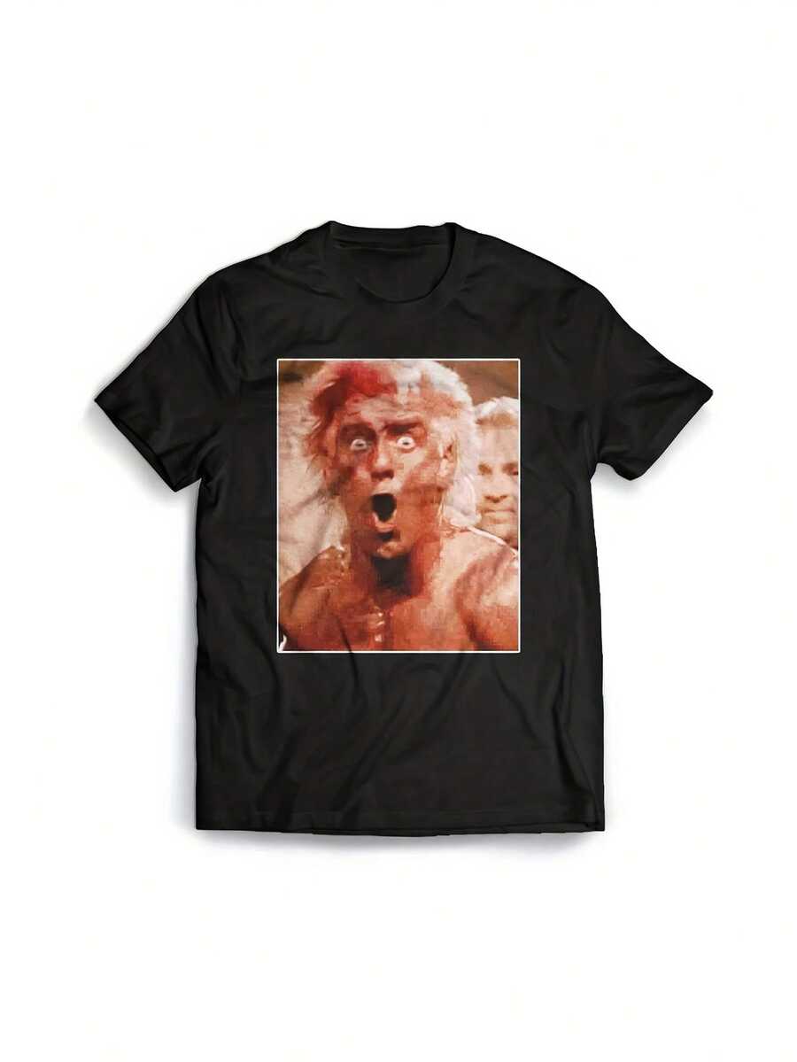 Camiseta Vintage Ric Flair '92 Wrestling Graphic para Mulheres - Camiseta unissex preta, folgada, de gramatura pesada 220 g/m², com o icônico design "Four Leg Lock" - Roupa retrô da lenda do wrestling para homens e mulheres, lavável à máquina, durável, item de fã. Solta e confortável. - Preto - Ver 1