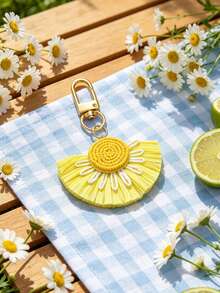Summer Boho Raffia Daisy Keychain, Handwoven Tassel Bag Charm, Colorful Fan-Shaped Key Ring With Gold Clasp, Beach Style Accessory For Women, Cute Woven Flower Key Holder For Handbags & Backpacks, Lightweight, Durable & Reusable, Multi-Color Options, Perfect For Vacation, Daily Use & Gifting - Multicolor - View 8