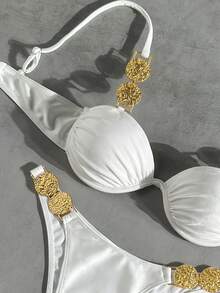 Bikinx Bộ bikini nghỉ dưỡng thanh lịch năm 2026 dành cho nữ, dây đeo vai và trang trí bằng kim loại ở eo, thiết kế buộc dây phía sau có gọng, thích hợp cho kỳ nghỉ biển mùa hè. - trắng - Xem 2