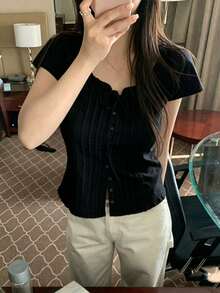 韓系甜美女孩風荷葉邊飾鈕扣短袖襯衫上衣，百搭顯瘦黑色夏季款，時尚優雅 - 黑色 - 查看 4