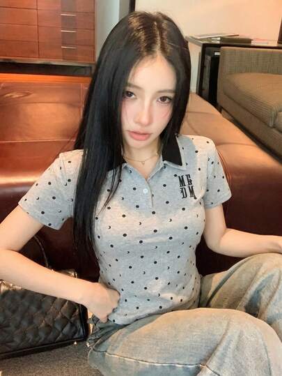 Áo thun ngắn tay chấm bi phối màu tương phản kiểu retro, áo polo phong cách sinh viên Mỹ dành cho nữ, mùa hè.