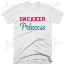 Princess Shirt With Matching Sneakers And Retro T-Shirt From Michelle Wie X Pebble Beach, Jordans 1 Shirt From Michelle Wie X Pebble Beach - 款式 - 查看 1