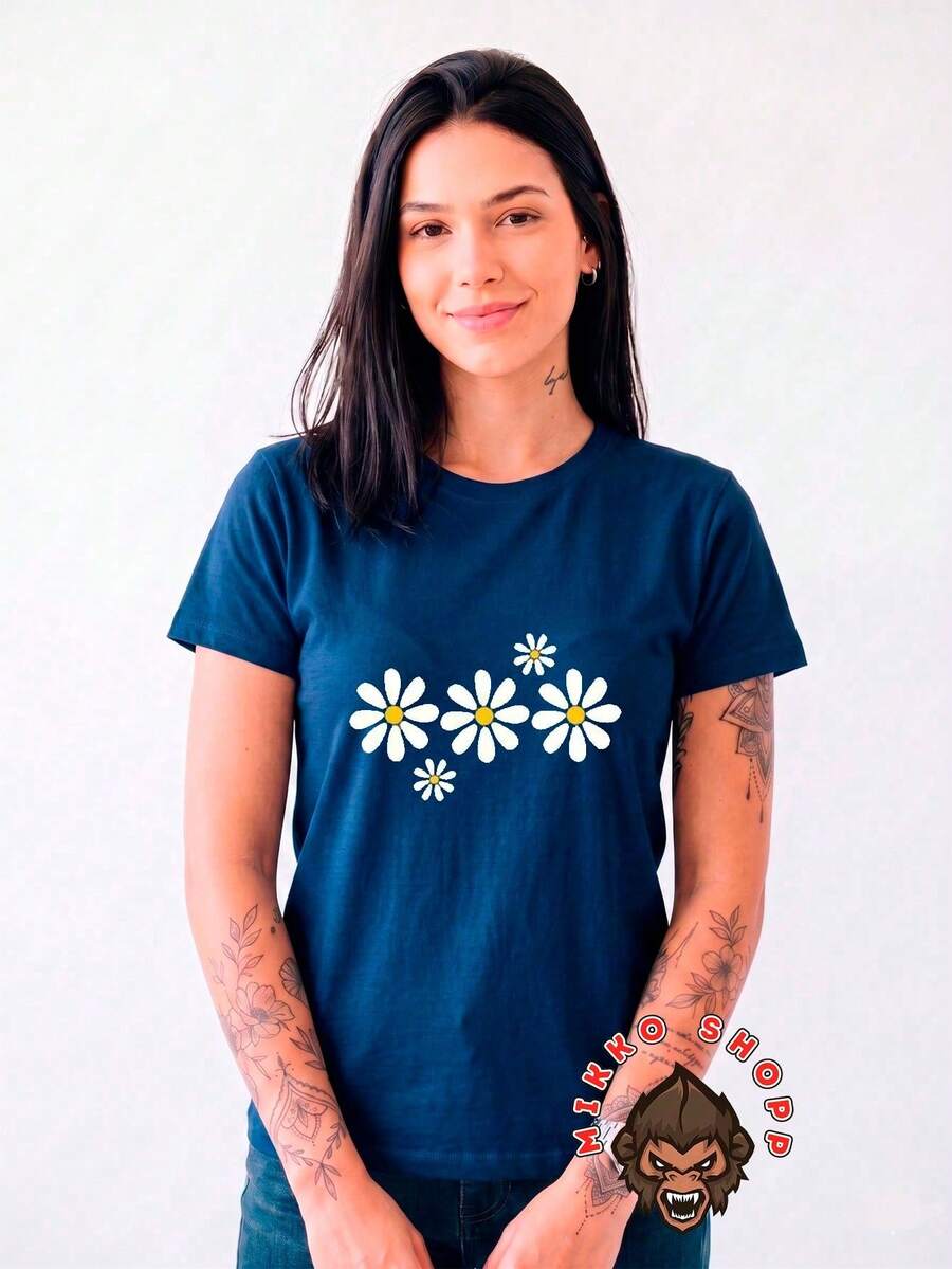 Stylish Women's T-Shirt With White Daisies Print, Minimalist Design, New Arrival, 100% Cotton, Loose Oversized Plus Size T-Shirt - Estampaê - 藏蓝色 - 查看 1
