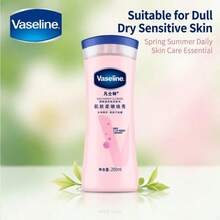 200ml Vaseline Niacinamide Whitening Body Lotion + Lip Care Set (Romantic Cherry Blossom And Rose) - Moisturizing, Non-Greasy, Soft And Smooth Set - 1 Nicotinamide + 2 Rose Flavor - View 3