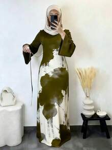 Women's Elegant Flowing Arabic Robe, Ombre Print, Flared Sleeves, Round Neck Knit Long Kaftan Robe - Army Green - View 1