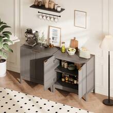 Gabinete con ranuras de 31,5 pulgadas con almacenamiento, gabinete de buffet de 2 puertas para comedor y organización del hogar, Credenza de acento moderno para la entrada, sala de estar y cocina - Gris - Ver 5
