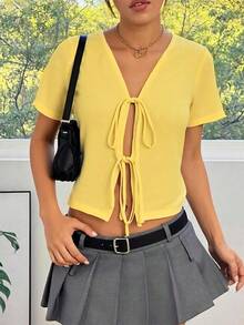 Camiseta de Verano para Mujer, Estilo Urbano, Manga Corta, con Cordones, Color Sólido, Sexy, Cuello en V - Amarillo - Ver 4