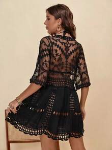 Swim Vcay Vestido cubre-bikini con cuello en V profundo con bordado geométrico de malla y manga 3/4 para mujeres - Negro - Ver 2