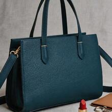 Unibella Elegant And Versatile Handbag With Handles And Adjustable Strap. Superior Quality And Durability. Perfect For Everyday Style. - الأزرق - مشاهدة 2