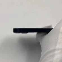 Apple （99%新）苹果 iPhone 13，黑色，双卡双待，电池健康度70%以上，附带充电线/屏幕保护膜，二手或全新（无包装盒） - 黑色 - 查看 9