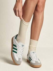 Cloud White / Collegiate Green / Grey Two