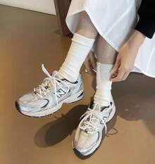 New Balance 530 White Brown New Balance Women Sneakers W530ASM | Modern Street Style, Comfortable All-Day - 藍白色 - 查看 2