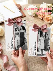 1/3 chiếc Thiệp Mời Phù Dâu Tùy Chỉnh, Ảnh và Văn Bản Tùy Chỉnh, Thiệp "Bạn Có Muốn Làm Phù Dâu Của Tôi Không?". Quà Tặng Phù Dâu Chính Cá Nhân Hóa, Thiệp Mời Phù Dâu, Thiệp Ảnh "Bạn Có Muốn Làm Phù Dâu Của Tôi Không?", Thiệp Mời Phù Dâu, Ý Tưởng Quà Tặng, Thiệp Mời Phù Dâu Chính. - Nhiều màu - Xem 7