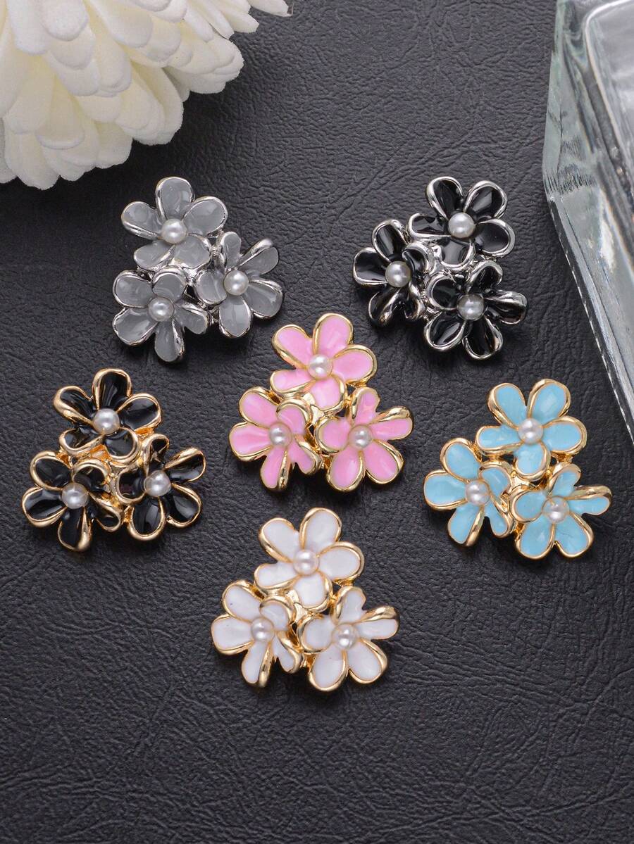 Bộ 5 chiếc cúc kim loại đính ngọc trai hình hoa 3D, dùng để trang trí váy cưới, áo len, áo khoác, đồ may vá, bó hoa, hộp quà tặng.