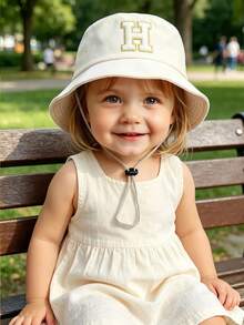 1 pieza Sombrero de sol ajustable para niños de color beige con adorno de perla y letra, sombrero de cubo transpirable para protección solar al aire libre para playa, viaje, guardería y juego diario para niños de 0 a 4 años - Beis - Ver 4