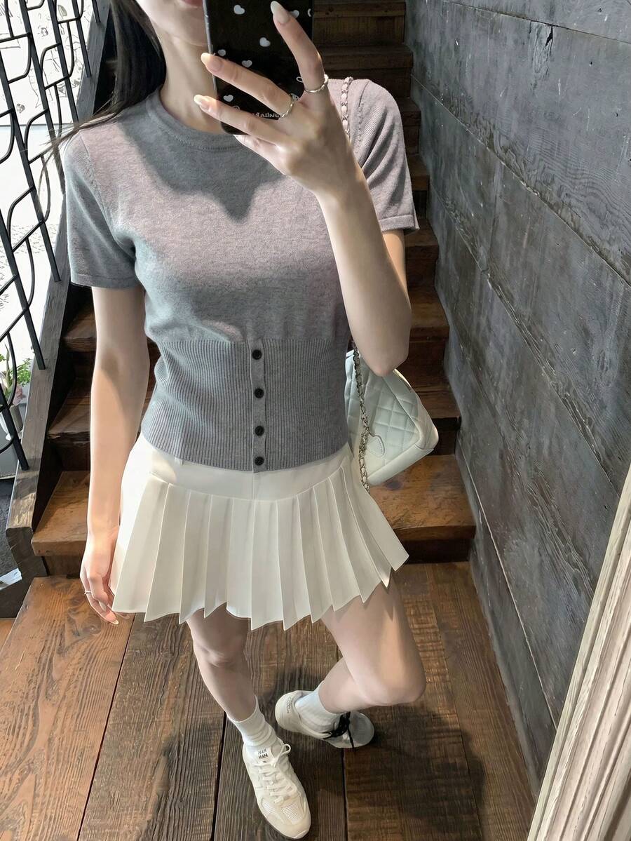 女士夏季休闲宽松短袖纽扣下摆半开襟针织衫 - 灰色 - 查看 1