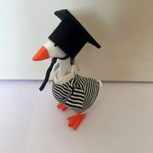 Graduation Desktop Goose Outfit Creative Mini Plastic Goose Striped Clothes, Hat, Sunglasses For Home Party Decor - A - 查看 5