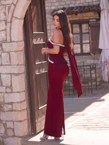 Faeriesty Women's Off-Shoulder Maxi Dress, Detachable Waist Belt, Pearl & Diamond Decor, High Slit Back Design Fall Party - Burgundy - View 2