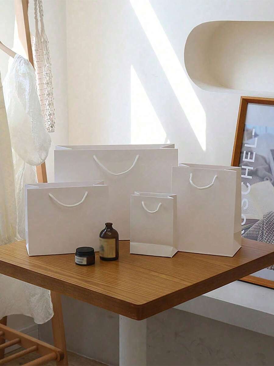 White Multi-Size Gift Bags, Holiday Gift Bags, Clothing Packaging Bags, Shopping Bags, Tote Bags - Portable - View 1