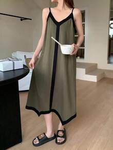 Vestido de casa/pijama suelto y suave para mujer con tirantes de color contrastante sin mangas - Verde militar - Ver 7