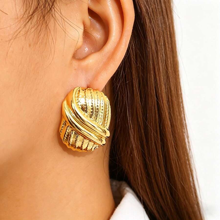 1 par de pendientes plisados de diseño de nicho, pendientes elegantes exagerados de estilo europeo y americano para mujeres - Dorado - Ver 1