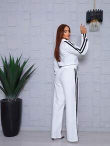 Women's Set With Side Stripe, Long Sleeves - Blanco - Ver 4