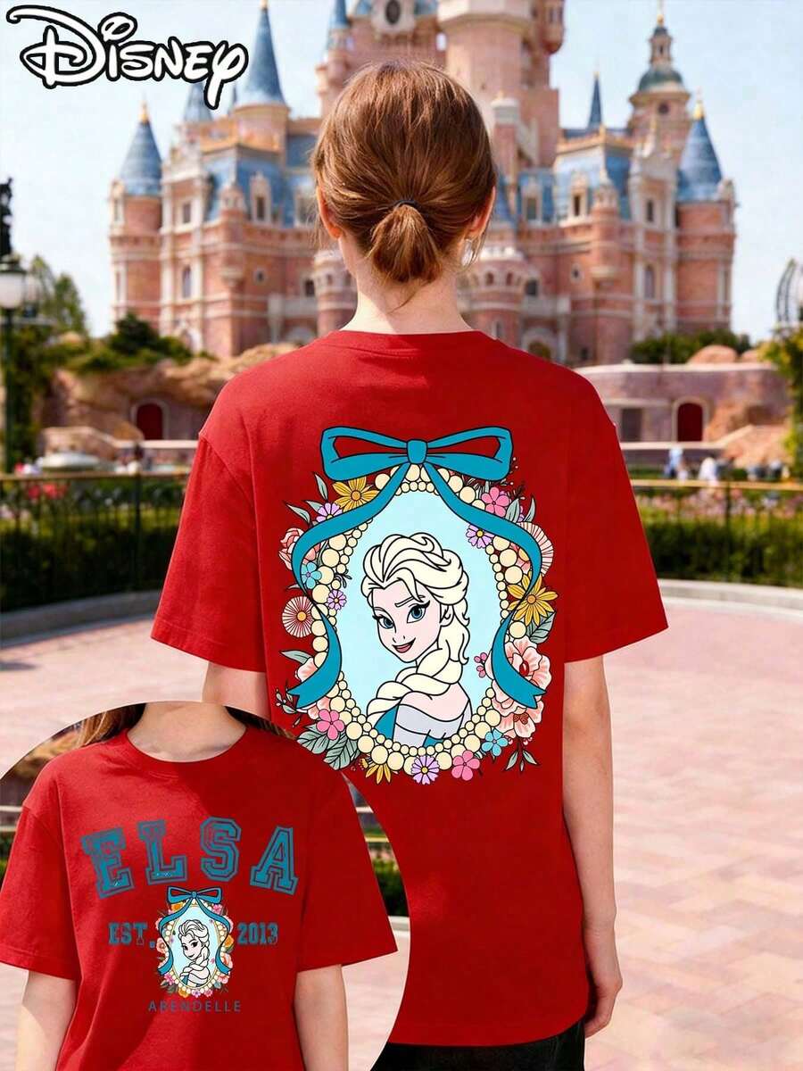 This Disney-Licensed Women's Summer Cotton T-Shirt Features An Image Of Elsa From Disney's Frozen Animated Film On The Front, Themed Around Disney's 2026 Journey, Creating A Lively Party Vibe. Perfect For Taking Photos At Disneyland, As A Travel Souvenir, Or For Everyday Casual Wear. As Part Of A Disney Family Travel Set, It Also Makes An Ideal Valentine's Day Gift For Friends And Family. This Women's T-Shirt Features A New Spring Design, Is Comfortable Against The Skin, And Suitable For Outdoor Wear. - Đỏ - Xem 1
